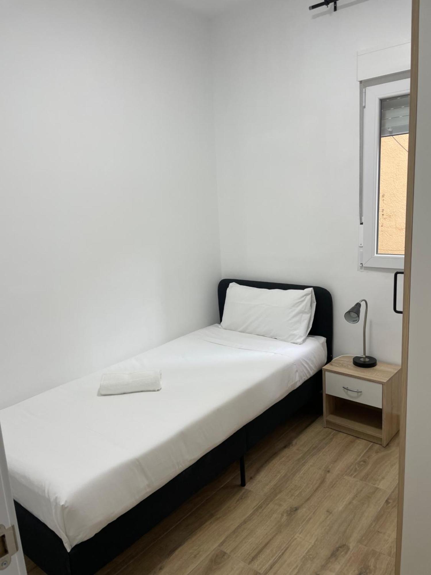 Apartamentos Tarradellas Sants Estacio Barcelona Exterior foto