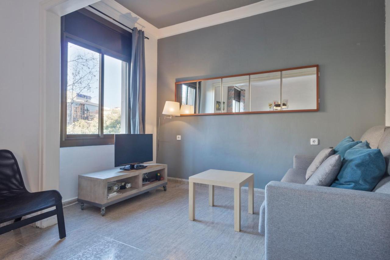 Apartamentos Tarradellas Sants Estacio Barcelona Exterior foto